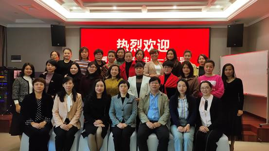 湖南妙能電器有限公司,多功能電暖餐桌,取暖桌價格,電暖茶幾批發(fā),電暖方桌,取暖桌